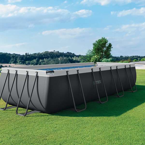 Intex Piscine Ultra XTR Rectangulaire 549 x 274 x 132 cm avec Pompe à Filtre à Sable, PVC, Capacité 17203 L, Recommandé à partir de 6 ans Intex Piscine Ultra XTR Rectangulaire 549 x 274 x 132 cm avec Pompe à Filtre à Sable, PVC, Capacité 17203 L, Recommandé à partir de 6 ans