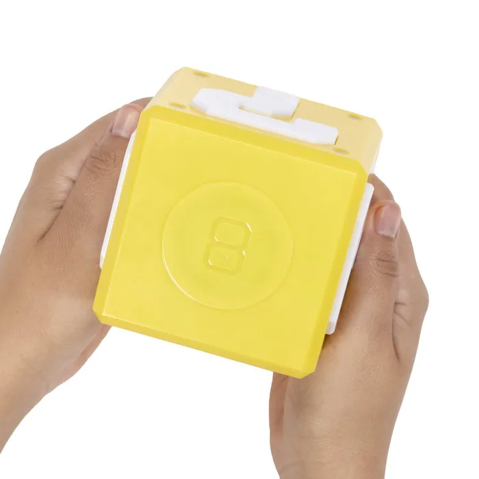 Mattel Games Magic 8 Ball Super Mario - Boîte Mystère aux Couleurs de Mario pour les Fans