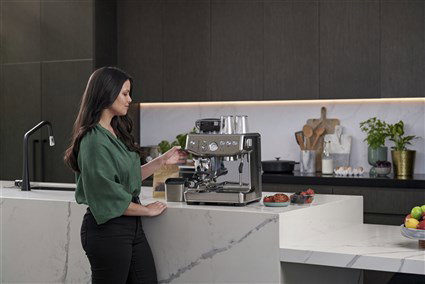 Sage SES876BSS4EEU1 Cafetière espresso Barista Express Impress™ avec broyeur intégré en acier inox brossé Sage SES876BSS4EEU1 Cafetière espresso Barista Express Impress™ avec broyeur intégré en acier inox brossé