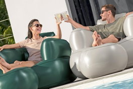 Bestway 75137 Sillon Gonflable avec Repose-pieds Assorti 107x99x80/48x48x36 cm Intérieur