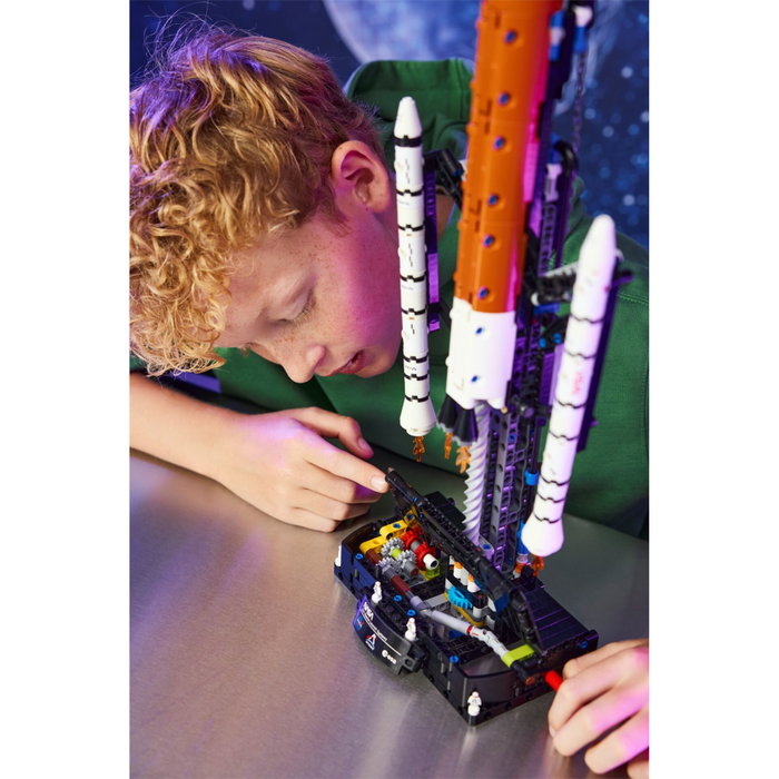 LEGO Technic La Fusée SLS NASA Artemis 42221 LEGO Technic La Fusée SLS NASA Artemis 42221