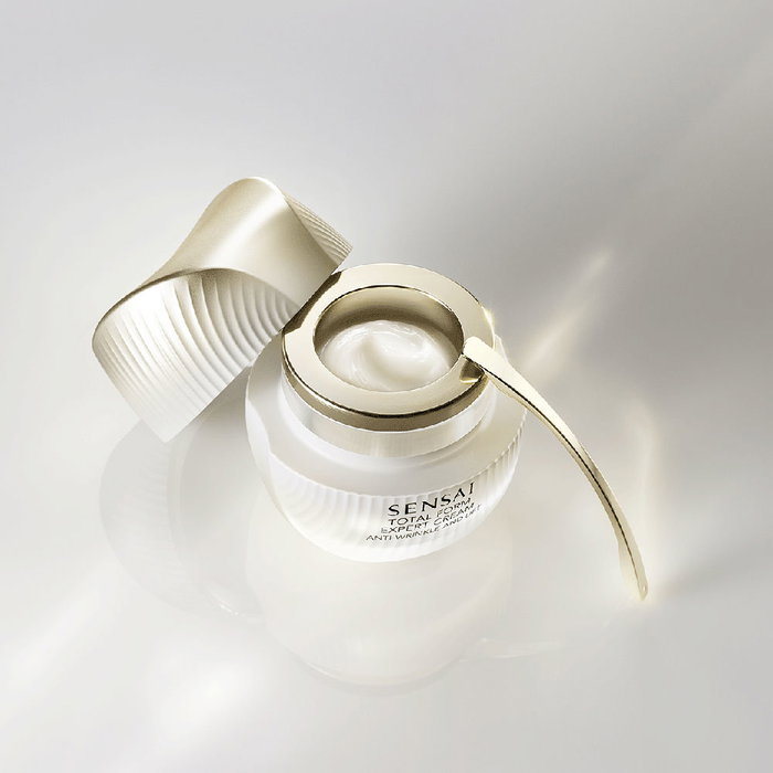 Sensai Crème Total Form Expert Soin Anti-Âge Sculptant 50 ml