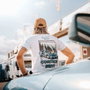 Radikal Revolution T-shirt Nice Tractor Near the Bull Blanc Taille S
