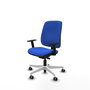 PIQUERAS Y CRESPO Chaise Alares Synchrone/Traslack Tissu Bleu Structure Polyamide Blanc Accoudoir 1D sans appui-tête avec roulettes 65mm pour moquette