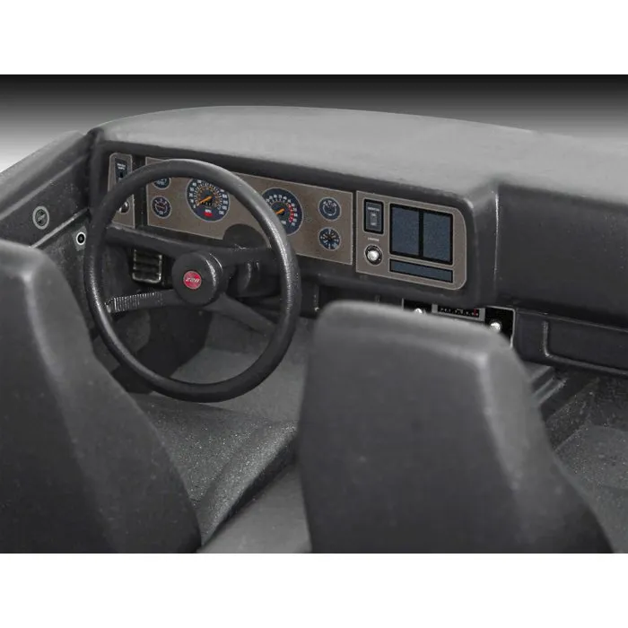 Revell Maquette de voiture Stranger Things - Billy's Chevy Camaro Z/28 1:24 - Kit avec colle, peintures et pinceaux - Model Set