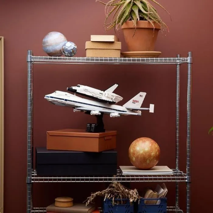 LEGO Icons 10360 Aéronef de Transport de Navette, Set de Construction pour Adultes