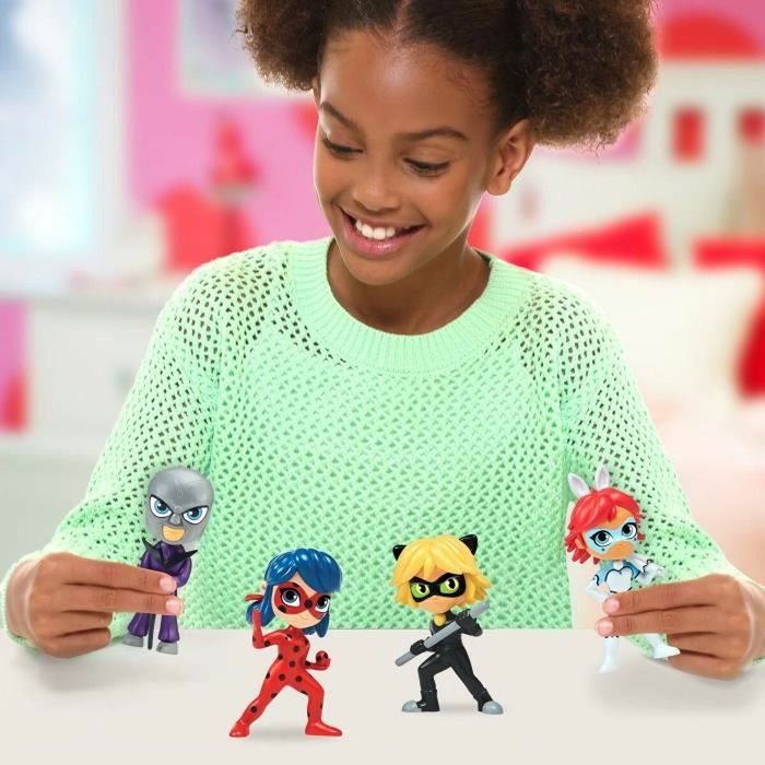 Bandai Poupées Chibi Color Change Surprise Miraculous Ladybug - Personnage aléatoire