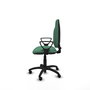 Chaise de bureau Algarra avec mécanisme de contact permanent de base, rembourrée de tissu vert émeraude. Équipée d'une base en polyamide noir, d'accoudoirs fixes et de roulettes pour parquet.