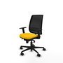 Chaise Alares Synchro 5 positions tissu Jaune Maille Noir Base en nylon noir Accoudoir 1D Sans appui-tête Roulettes 65mm nylon