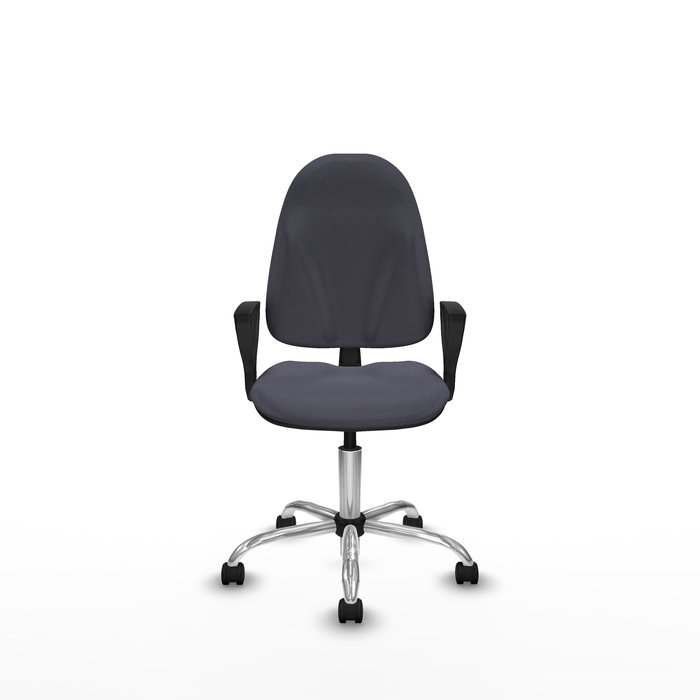 Chaise de bureau Algarra avec mécanisme de contact permanent de base, rembourrée de tissu gris foncé. Équipée d'une base chromée, d'accoudoirs fixes et de roulettes en nylon de 50 mm