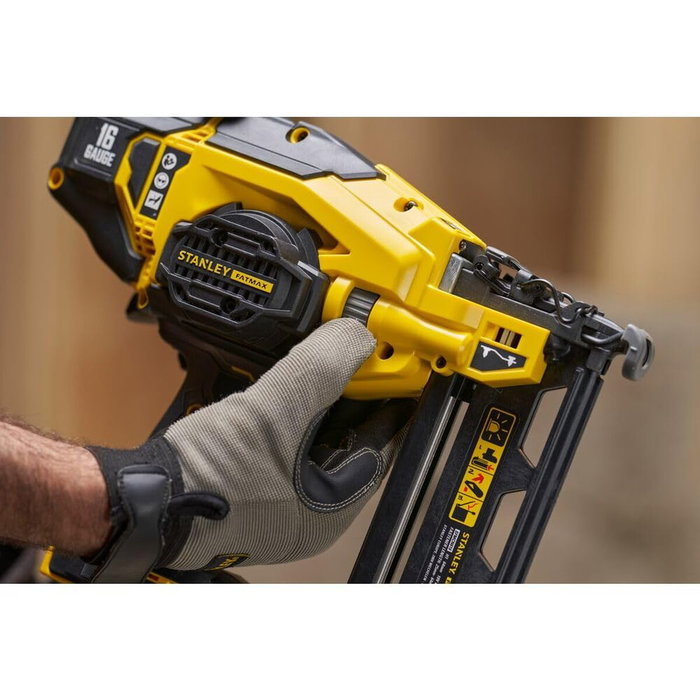 Stanley Fatmax Cloueur de finition sans fil 18V SFMCN616B-XJ (Clous 16GA 25-64mm) Stanley Fatmax Cloueur de finition sans fil 18V SFMCN616B-XJ (Clous 16GA 25-64mm)