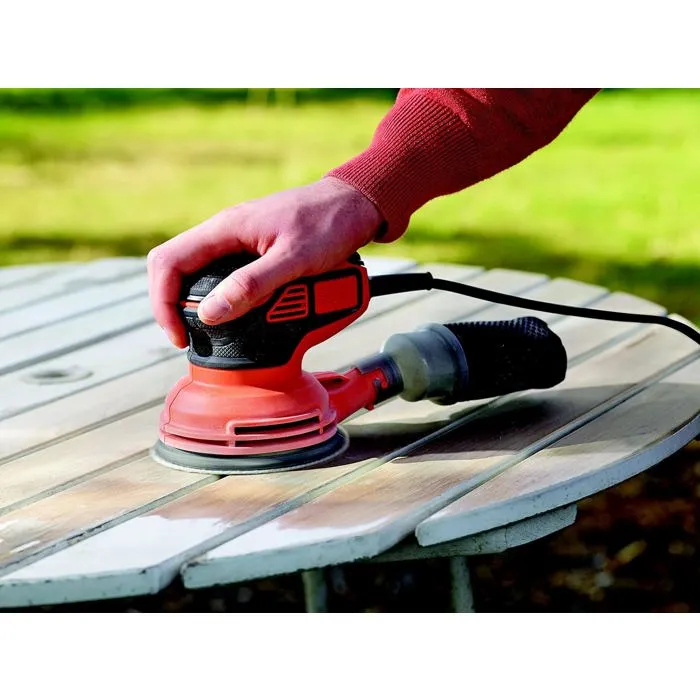 Black + Decker KA199 Ponceuse excentrique filaire 240W Ø125 mm, idéale pour usage occasionnel, sac à poussière inclus