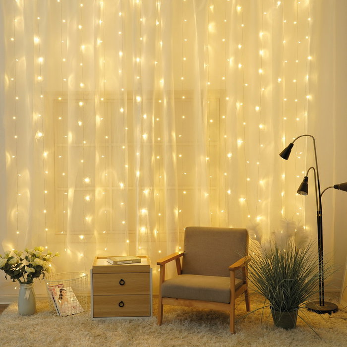 Bambasy Rideau LED 2x2m Lumière chaude Bambasy Rideau LED 2x2m Lumière chaude