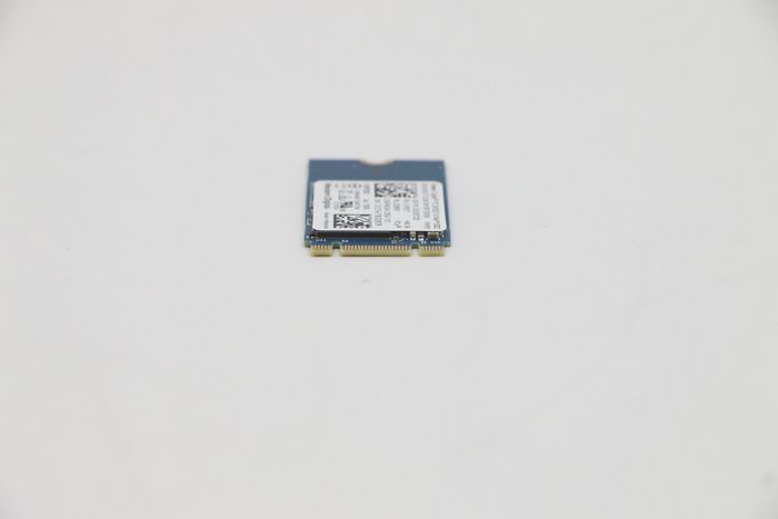 Lenovo Disque SSD M.2 PCIe NVMe 128GB 2242 (22x42mm) pour ThinkPad T590 et systèmes Lenovo - Améliore les performances
