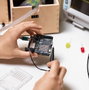 Arduino Uno R4 WiFi Carte de Développement avec Matrice LED 12x8, WiFi, Bluetooth, DAC, USB-C et Connecteur Qwiic