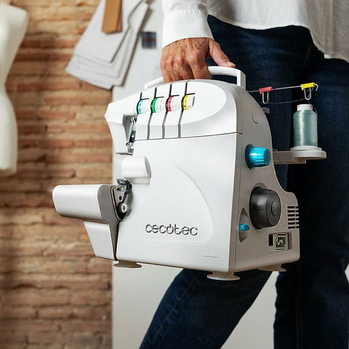 Machine à coudre Cecotec BelleCouture OverLock