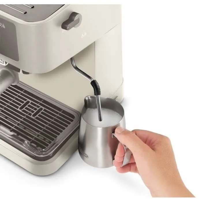 Delonghi STILOSA EC235.CR Machine à Expresso avec Pompe Solo, Bouilloire Inox, Compatible ESE et Buse Vapeur, Finition Crème Delonghi STILOSA EC235.CR Machine à Expresso avec Pompe Solo, Bouilloire Inox, Compatible ESE et Buse Vapeur, Finition Crème