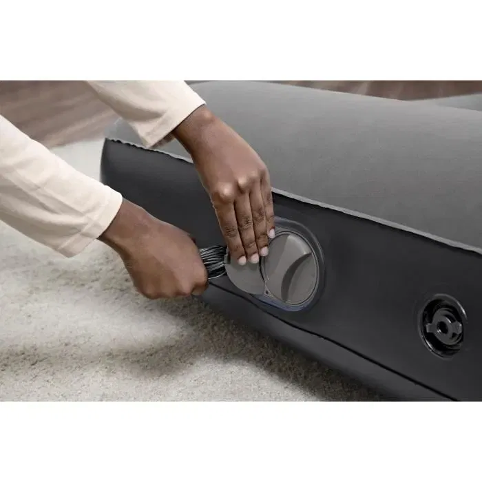 Bestway Matelas Gonflable 1 Personne Tritech Twin Réf. 671BQ avec Pompe USB Intégrée et Oreiller - Dimensions 1,88 m x 99 cm x 30 cm - Charge Max 150 kg Bestway Matelas Gonflable 1 Personne Tritech Twin Réf. 671BQ avec Pompe USB Intégrée et Oreiller - Dimensions 1,88 m x 99 cm x 30 cm - Charge Max 150 kg