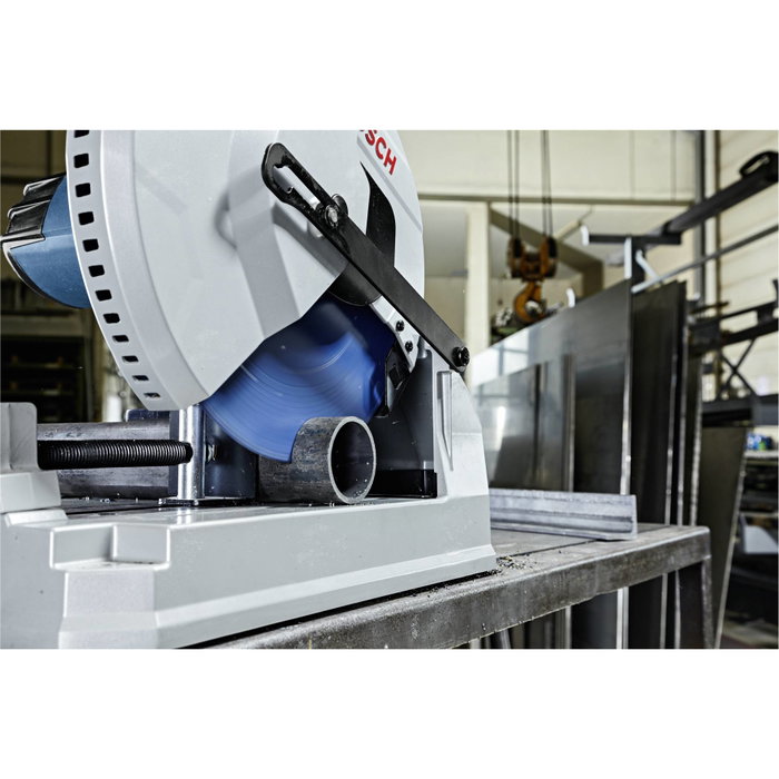 Bosch GCD 12 JL Professional Scie à tronçonner pour métaux Bosch GCD 12 JL Professional Scie à tronçonner pour métaux