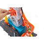 Hot Wheels - Circuit City Tienda de Neumáticos HDP02 avec magasin de pneus, rampe et ascension manuelle - Jouet de course et cascade - Âge recommandé : +4 ans