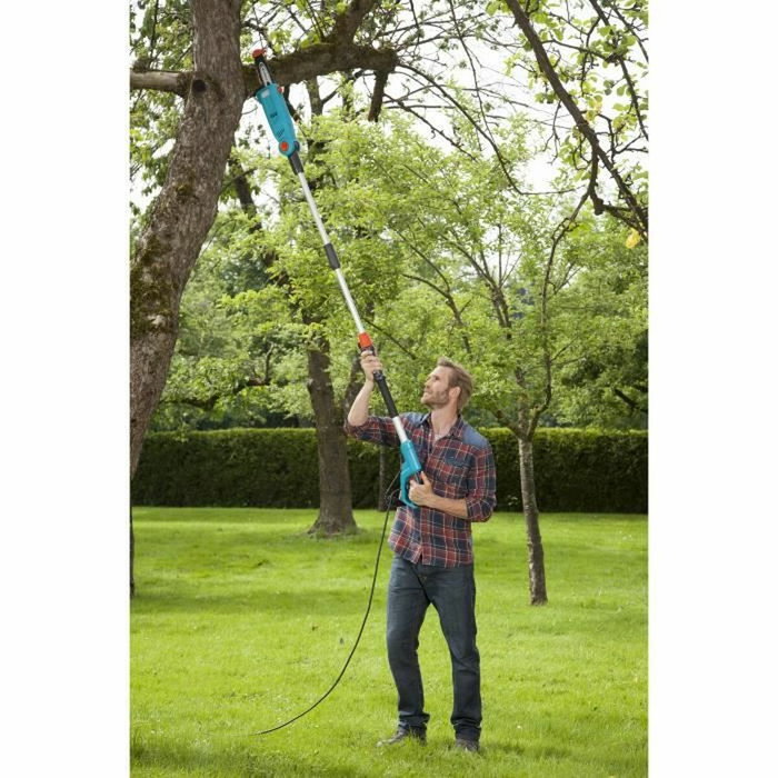 Gardena TCS 720/20 Élagueuse sur perche électrique 720W 20 cm Gardena TCS 720/20 Élagueuse sur perche électrique 720W 20 cm