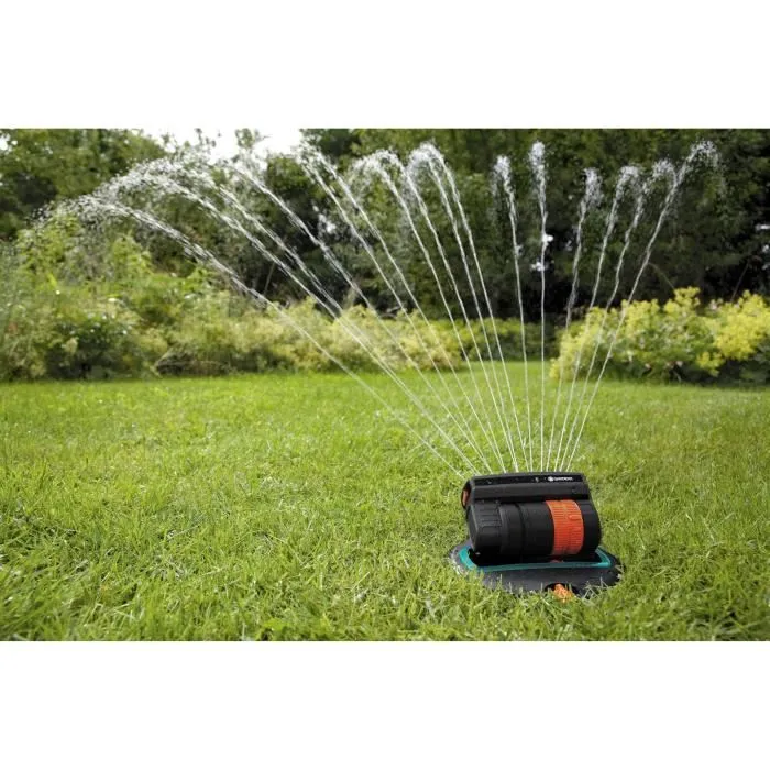 Gardena Kit Arroseur Oscillant Escamotable OS140 - Pour Surfaces Jusqu'à 140 m² - Portée 15 m - Arrosage Rectangulaire Uniforme Gardena Kit Arroseur Oscillant Escamotable OS140 - Pour Surfaces Jusqu'à 140 m² - Portée 15 m - Arrosage Rectangulaire Uniforme