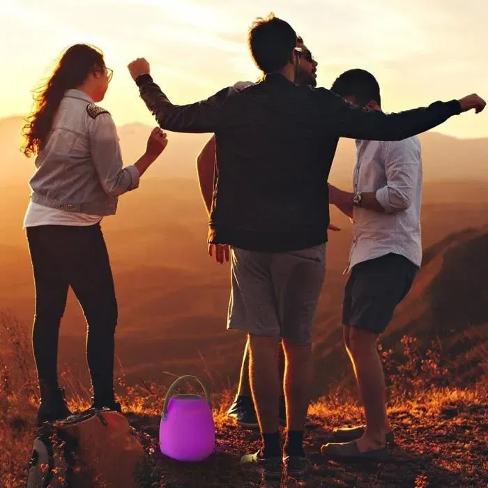 Lampe Enceinte Bluetooth sans Fil Mini May Play LUMISKY - Lampe Nomade LED Blanche et Multicolore Dimmable avec Haut-Parleur, Autonomie 10h, H 23 cm