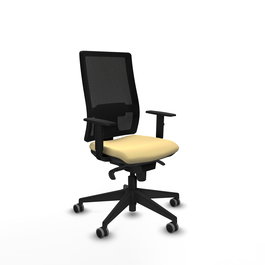 Chaise Horna Synchro 5 positions cuir écologique Beige Maille Noir Base pyramidale noire Accoudoir 1D Sans appui-tête Roulettes 65mm pour moquette