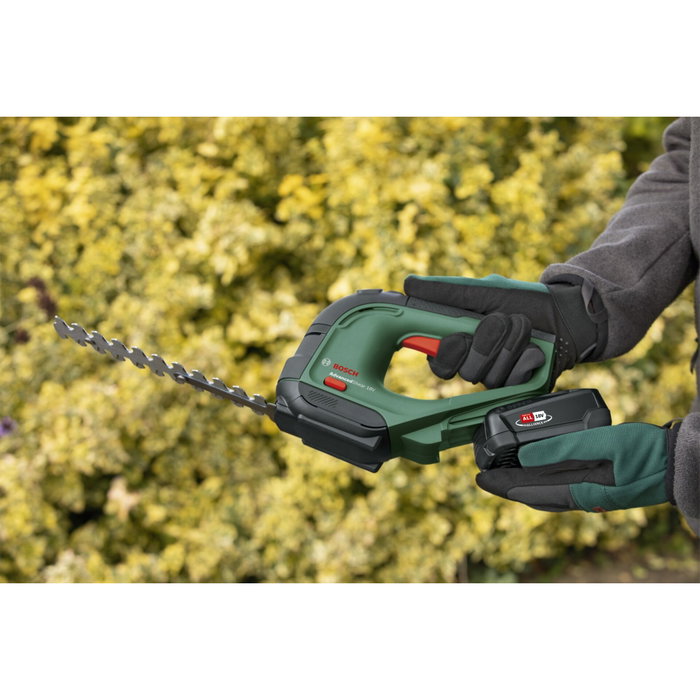 Bosch AdvancedShear 18 avec batterie et chargeur Bosch AdvancedShear 18 avec batterie et chargeur