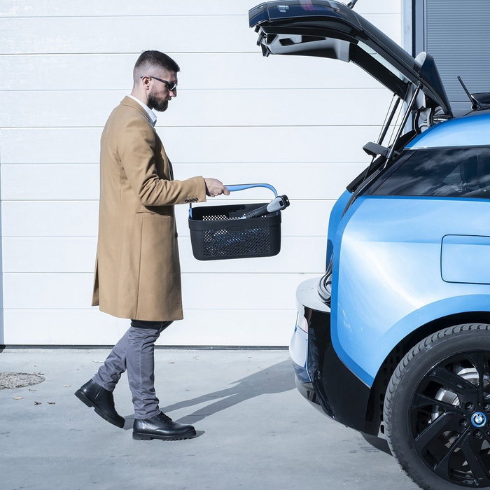 Rati Panier - Bleu V01762, Panier de Courses pour Voiture, Design Moderne, Fabriqué à 92,3 % en Plastique Recyclé