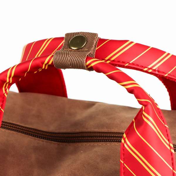 Cerdá Sac à dos Harry Potter Gryffindor en simili-cuir, marron, sac casual et tendance Cerdá Sac à dos Harry Potter Gryffindor en simili-cuir, marron, sac casual et tendance