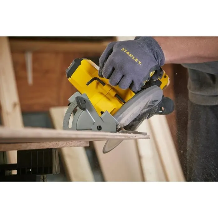 Stanley Fatmax SFMCS500M2K-QW Scie Circulaire 165 mm 18V Lithium avec 2 Batteries 4Ah