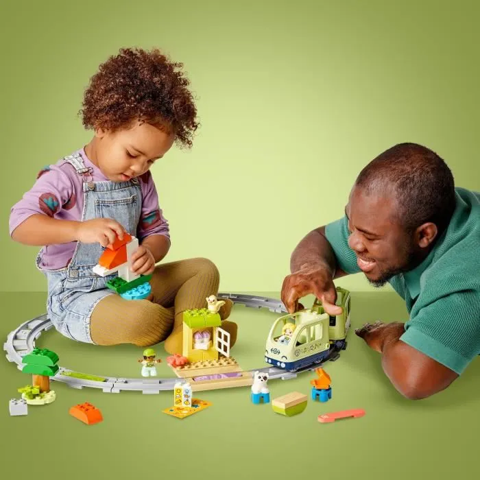 Lego DUPLO 10427 Le Train d'Aventures Interactif - Jouet de Construction Éducatif avec Sons et Lumières - 57 Pièces - Pour Enfants dès 2 Ans Lego DUPLO 10427 Le Train d'Aventures Interactif - Jouet de Construction Éducatif avec Sons et Lumières - 57 Pièces - Pour Enfants dès 2 Ans