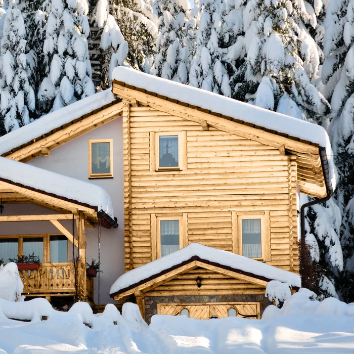 Bondex Lasure 2 en 1 Protection Extérieure Toutes Saisons, Incolore Satin, Protection 12 ans, 5L - Haute Protection Humidité, UV, Eau