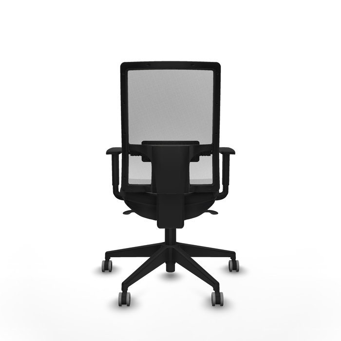 Chaise de bureau Horna avec mécanisme Sincro, revêtue de similicuir noir et de maille blanche. Équipée d'un soutien lombaire 1D, d'accoudoirs 1D et de roulettes de 65 mm pour parquet