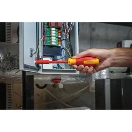 Bosch - Set de 6 clés à douilles isolées VDE - 7-14 mm - Certifié 1000 V - Sécurité électrique - Ergonomique - 6 pièces