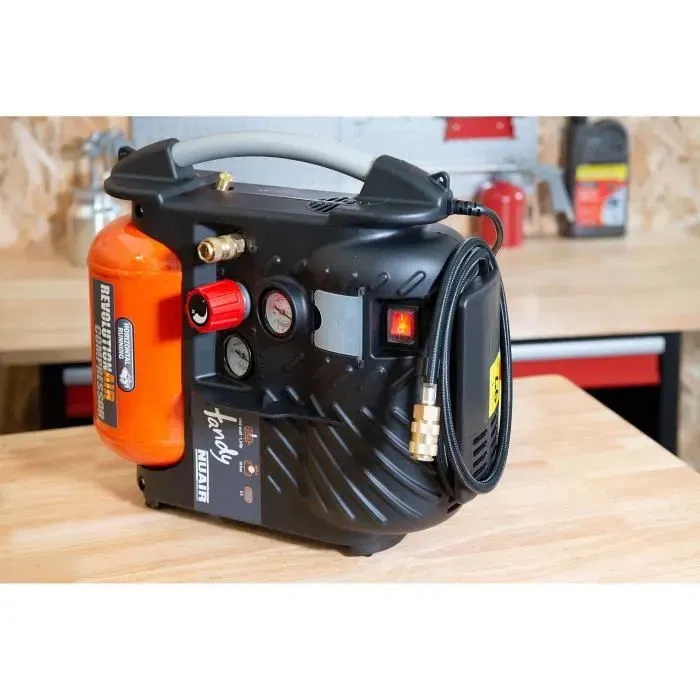 Revolution'Air Compresseur Électrique HANDY COMP. 5 L 1.5 HP avec Tuyau, Pistolet de Gonflage, SBC et 3 Embouts - Portable et Léger