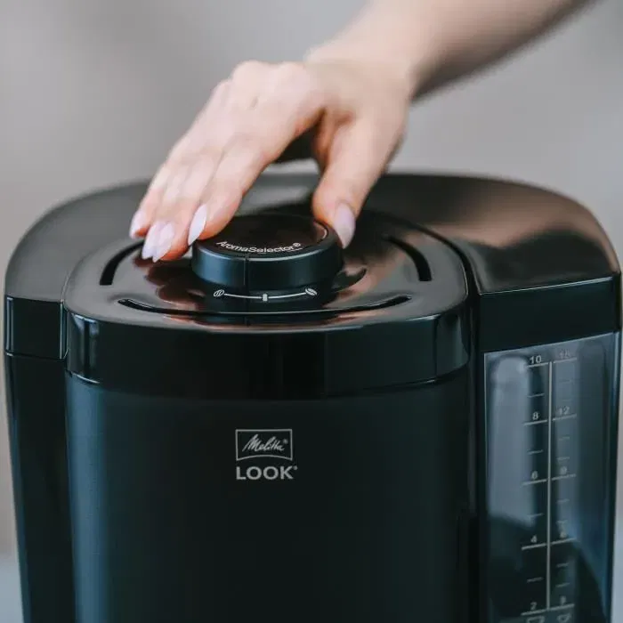 Melitta Cafetière Filtre Look V Glass 1025-02, 1080 W, 1,25 L, Noir, AromaSelector, Réservoir Amovible, Porte-Filtre Anti-Goutte