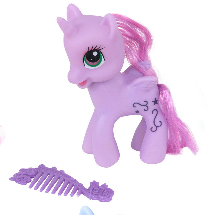 HTI Figurine Unicornio Style & Go avec Mèche et Peigne - Stylez sa Crinière - 4 Couleurs Disponibles - Jouet pour Enfants dès 3 Ans