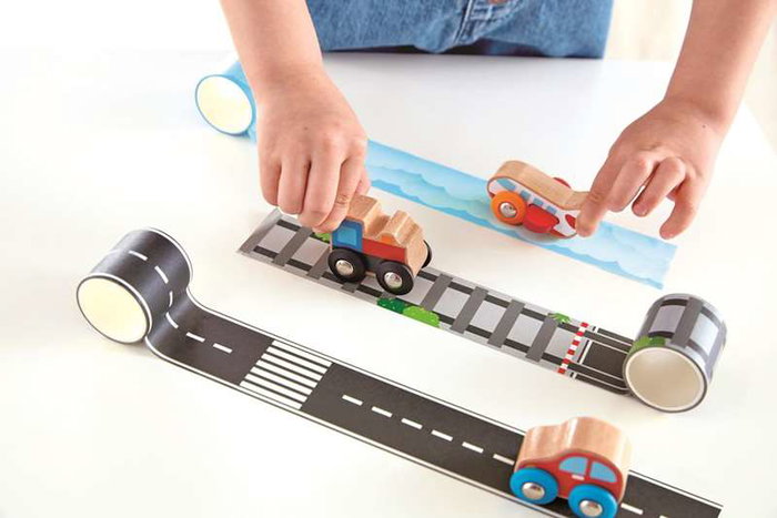 Hape - Mini Tren con vía - Mini Train avec Voie en Bois - Jouet d'éveil - À Partir de 2 Ans