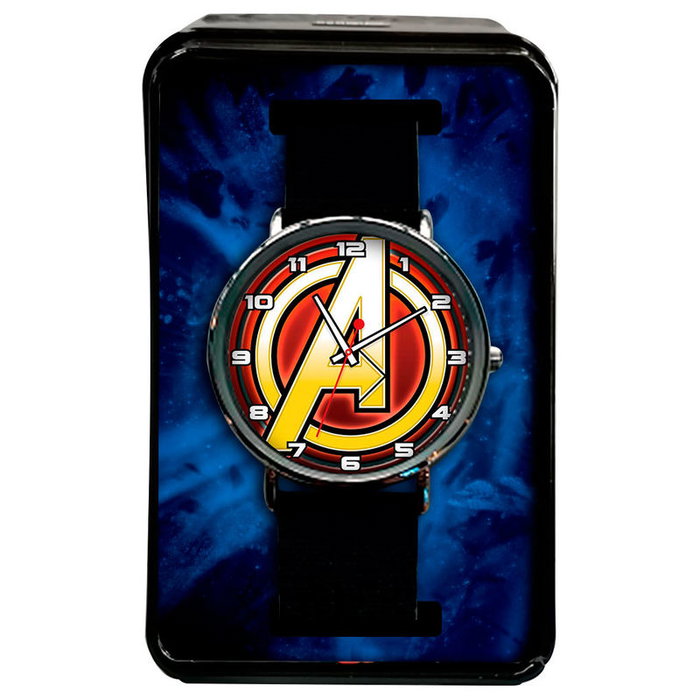 KIDS LICENSING Montre analogique Avengers Marvel avec boitier - Taille 6x9x8 cm KIDS LICENSING Montre analogique Avengers Marvel avec boitier - Taille 6x9x8 cm
