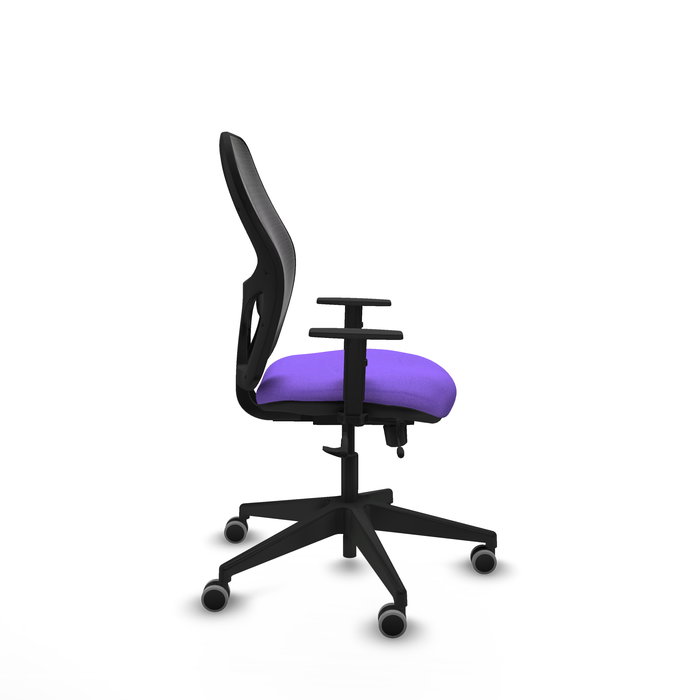 Chaise Alocén Synchrone/Traslack tissu Violet Maille Noir Base pyramidale noire Accoudoir 1D Sans appui-tête Roulettes 65mm pour moquette