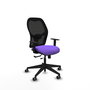 Chaise Alocén Synchrone/Traslack tissu Violet Maille Noir Base pyramidale noire Accoudoir 1D Sans appui-tête Roulettes 65mm pour moquette