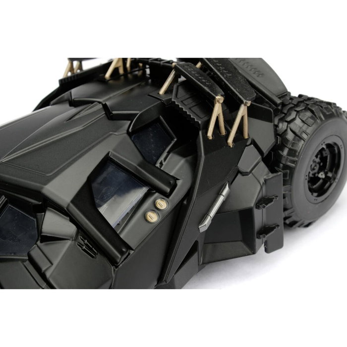 Jada Batmobile Tumbler The Dark Knight 1:24 avec figurine Batman Jada Batmobile Tumbler The Dark Knight 1:24 avec figurine Batman