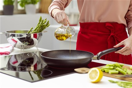 Fissler 157-304-28-100/0 Adamant® Classic Poêle/Sautéuse 28 cm en Aluminium avec Revêtement Antiadhésif Silicium Carbure Apto pour Induction, Sans PFOA, Manche Ergonomique Sécurisé Fissler 157-304-28-100/0 Adamant® Classic Poêle/Sautéuse 28 cm en Aluminium avec Revêtement Antiadhésif Silicium Carbure Apto pour Induction, Sans PFOA, Manche Ergonomique Sécurisé