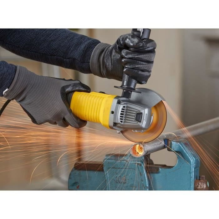 Stanley Fatmax FMEG220K-QS Meuleuse d'angle filaire 850 W 125 mm Stanley Fatmax FMEG220K-QS Meuleuse d'angle filaire 850 W 125 mm