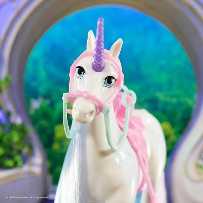 Spin Master Figurine Unicorn Academy Licorne 28cm (Modèle Aléatoire) - Galcier ou Cinder