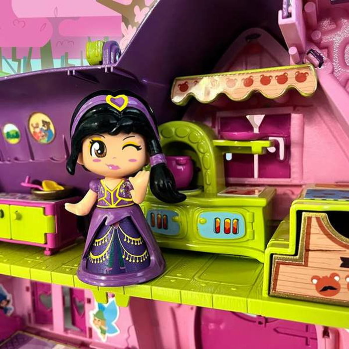 Bébé poupée Famosa