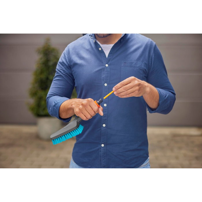 Gardena Brosse de lavage main - Taille S - Poils durs