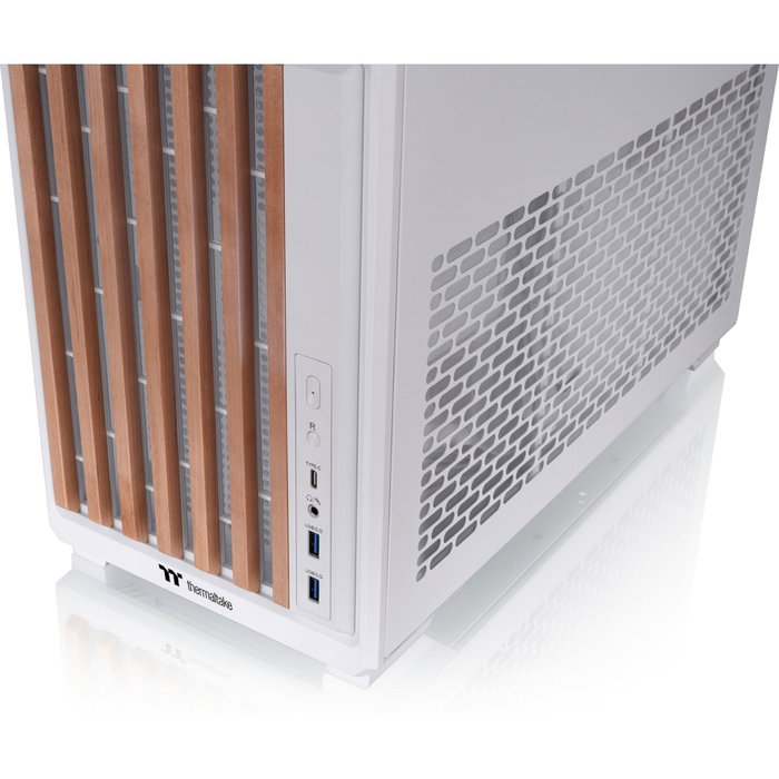 Thermaltake TR300 WS Snow White Mid Tower Thermaltake TR300 WS Snow White Mid Tower